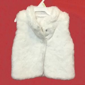 Carter faux fur vest size 2T & 6 Mo
